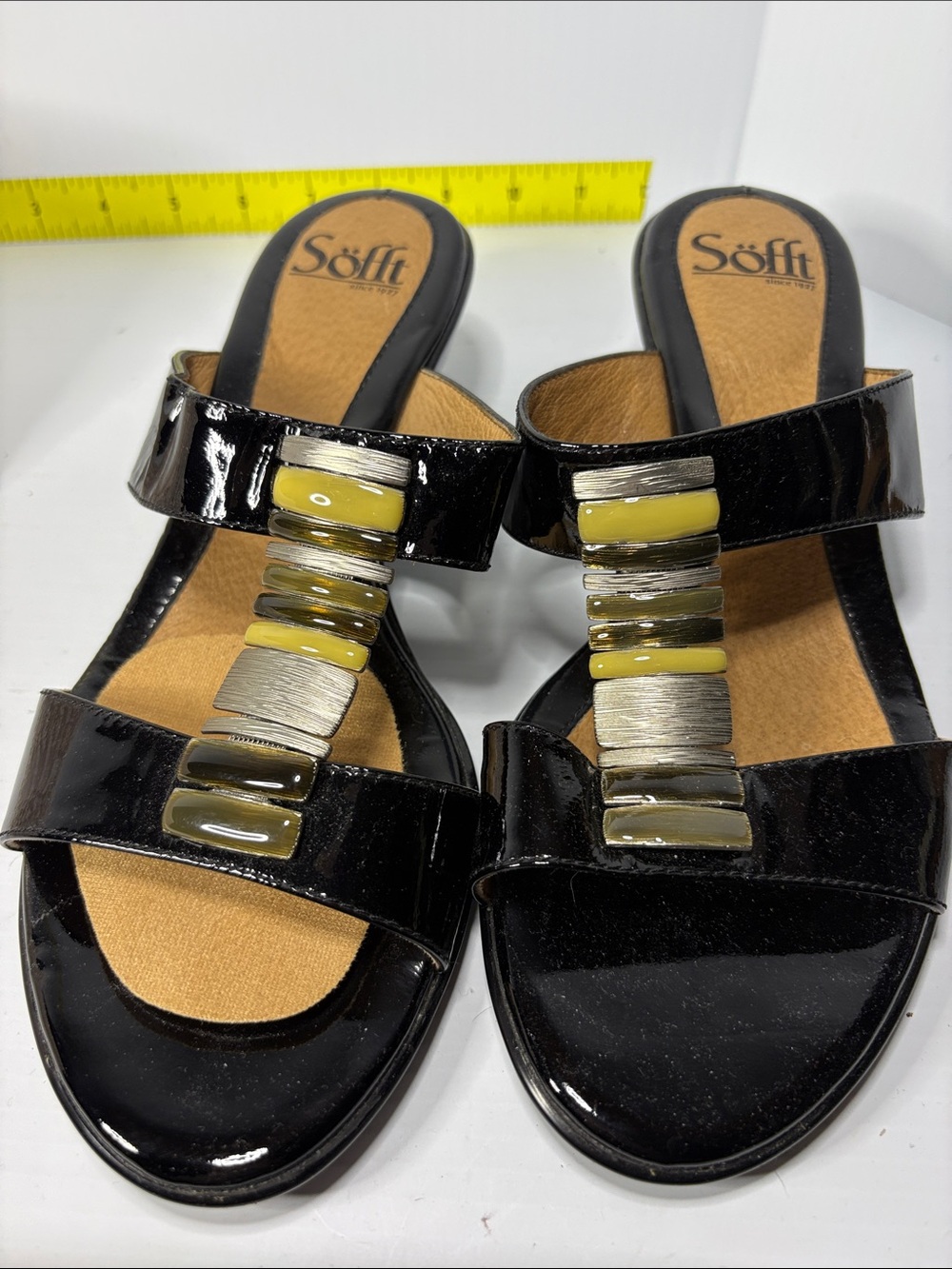 Sofft White Two-Strap Slide Mule‎ Clogs. Box 29